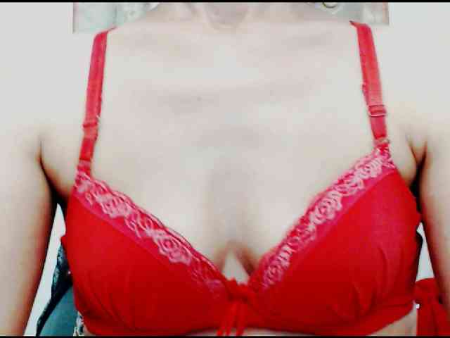 KalystaGreen webcam