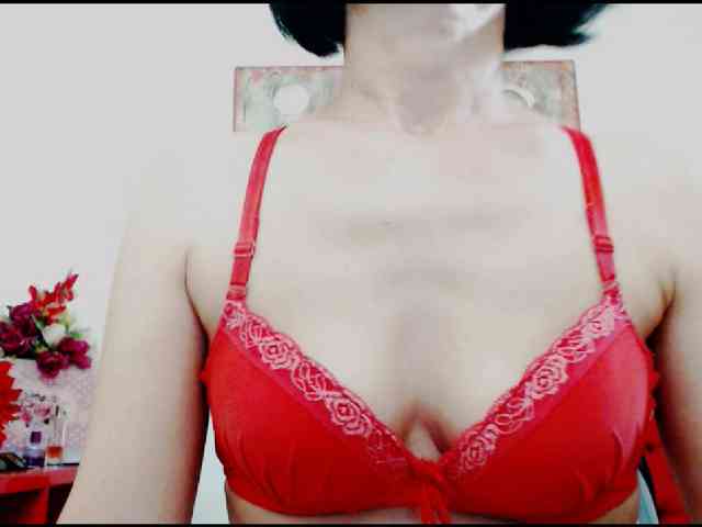 KalystaGreen webcam