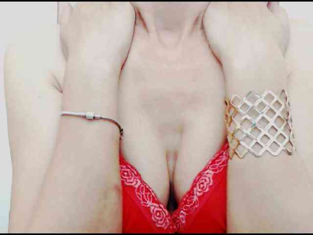 KalystaGreen webcam