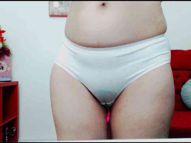 KalystaGreen Live Webcam on BongaCams