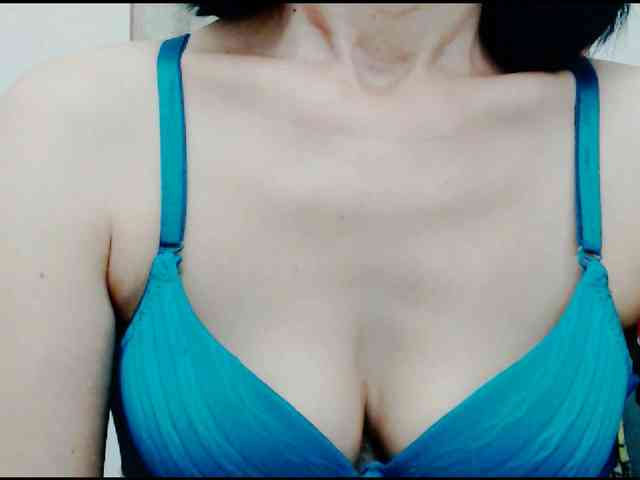 KalystaGreen webcam