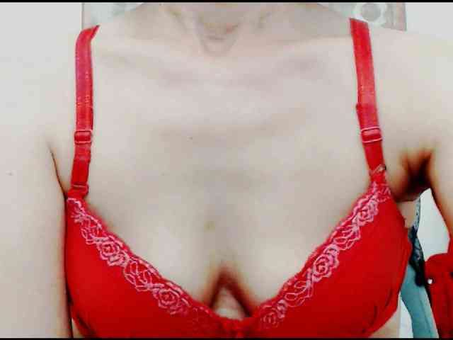 KalystaGreen webcam