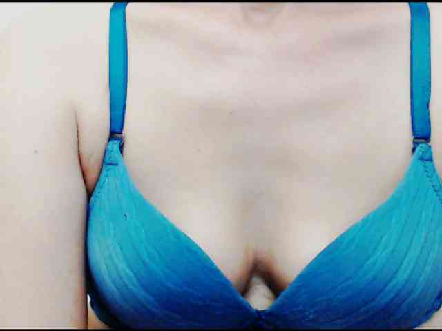 KalystaGreen webcam