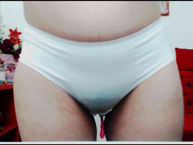 KalystaGreen Live Webcam on BongaCams