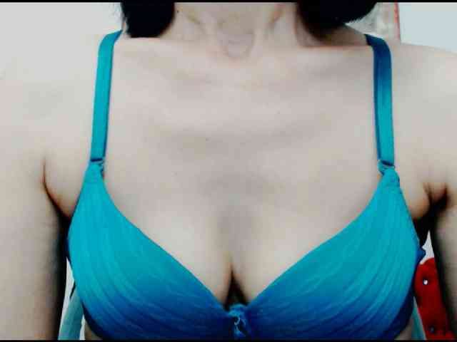 KalystaGreen webcam
