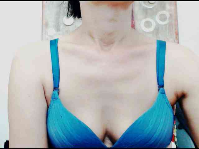 KalystaGreen webcam