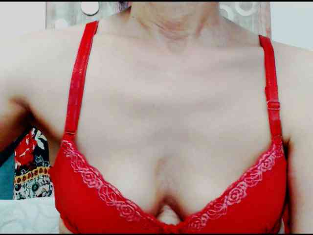 KalystaGreen webcam