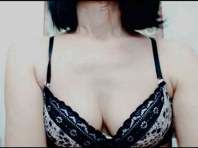 KalystaGreen webcam