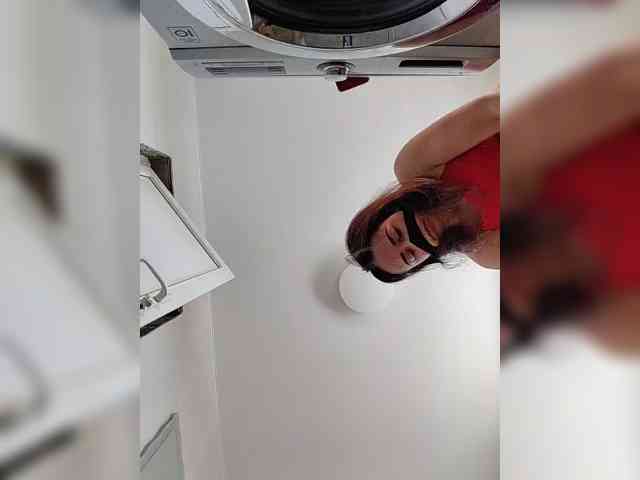 misReborn_Arieli webcam