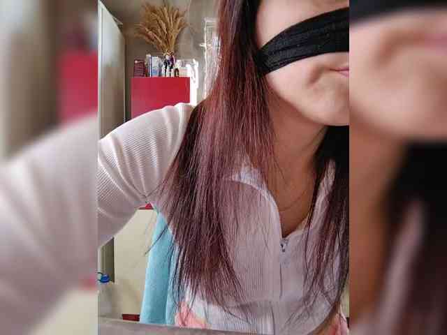 misReborn_Arieli webcam