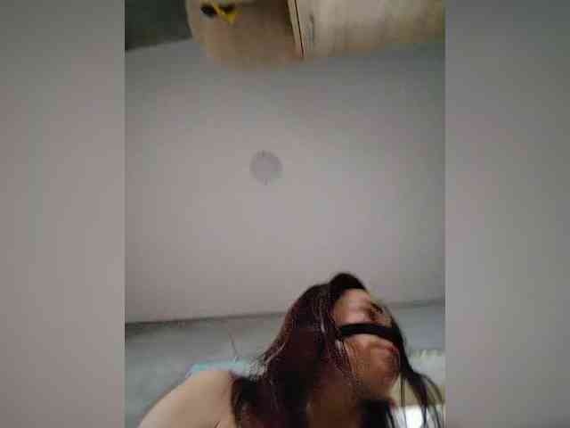 misReborn_Arieli webcam