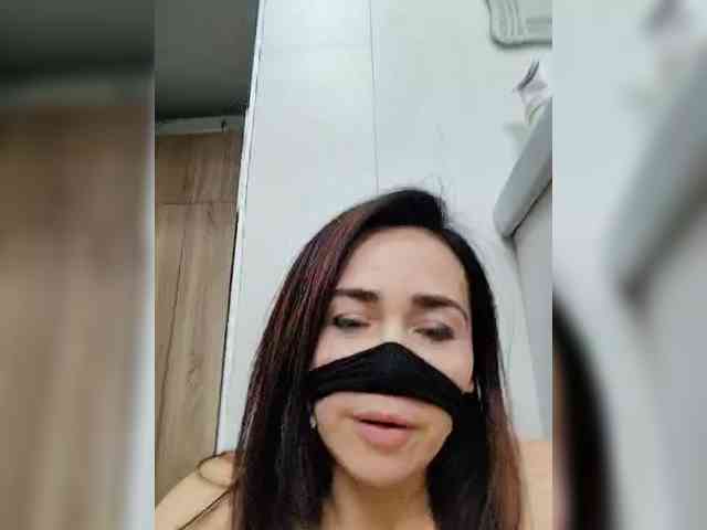 misReborn_Arieli webcam