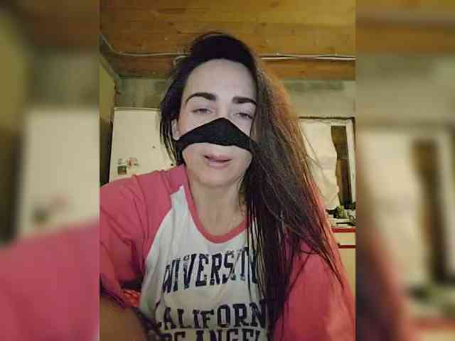 misReborn_Arieli webcam