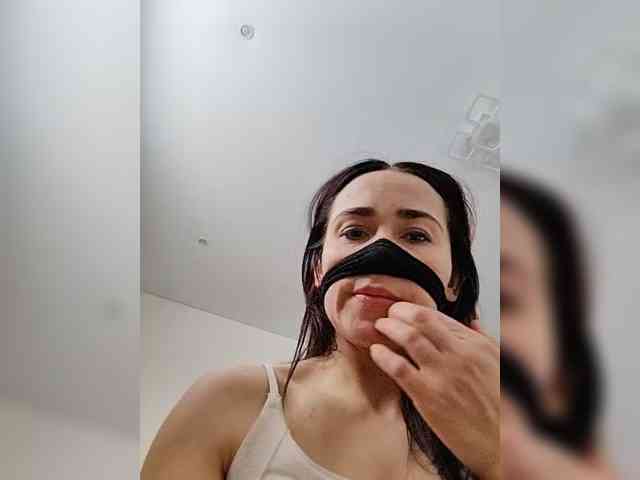 misReborn_Arieli webcam