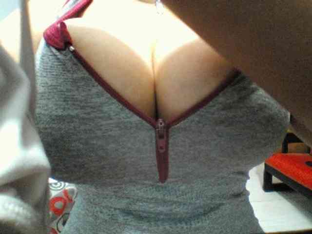 Bigboobsvsn webcam