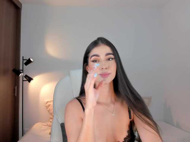 RebeccaBaxter's BongaCams show and profile