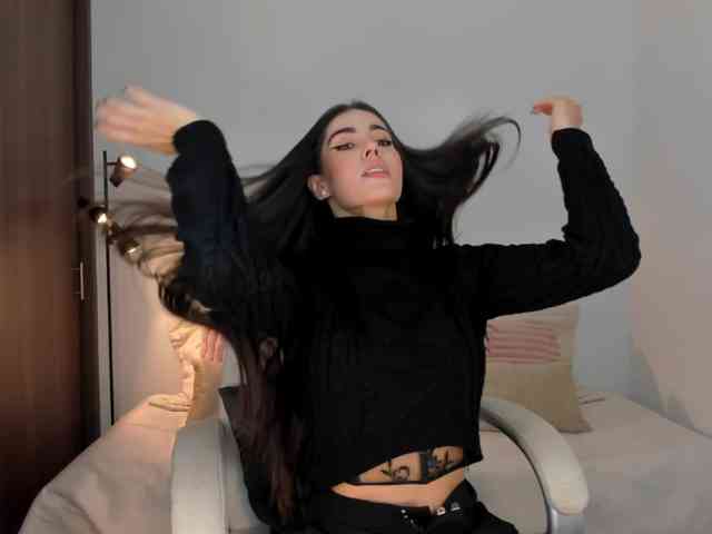 RebeccaBaxter webcam