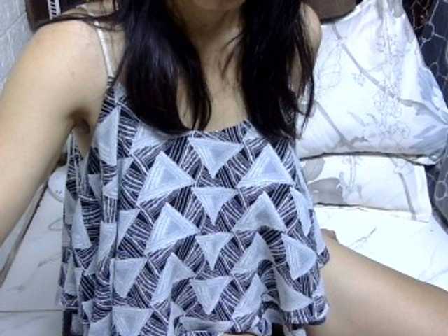 sweetmama17's BongaCams show and profile