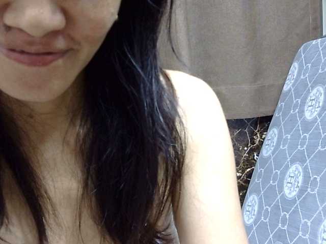 sweetmama17's BongaCams show and profile