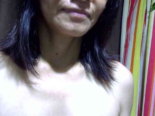 sweetmama17 webcam