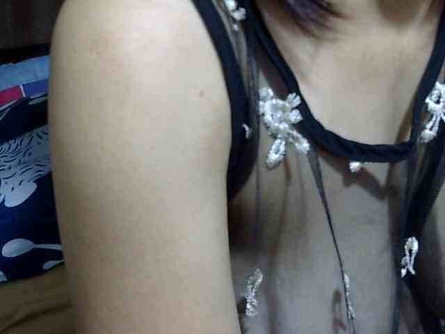 sweetmama17 webcam