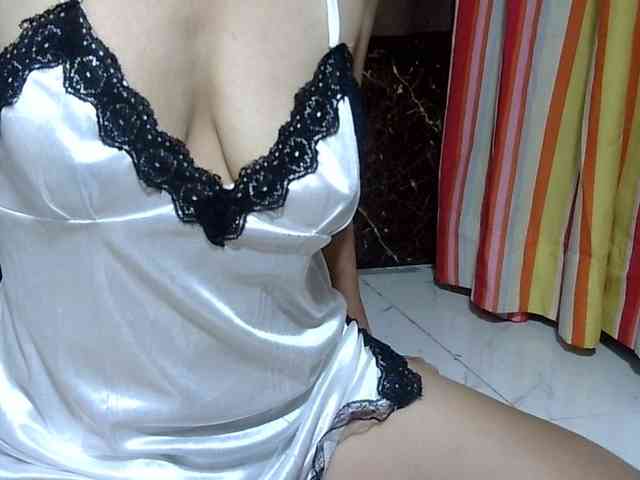 sweetmama17 webcam