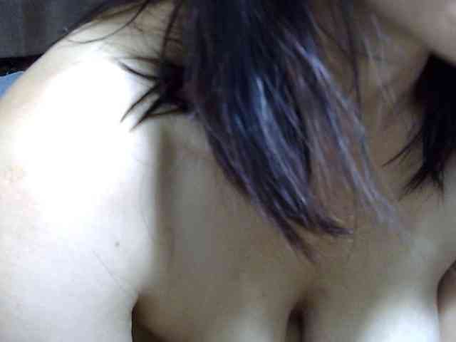 sweetmama17 webcam