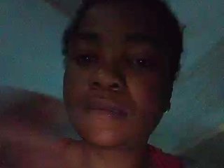 tryciah's Live Webcam