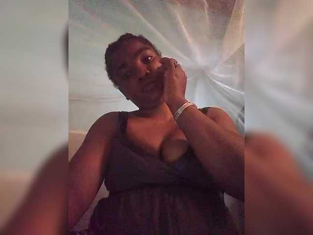 tryciah webcam