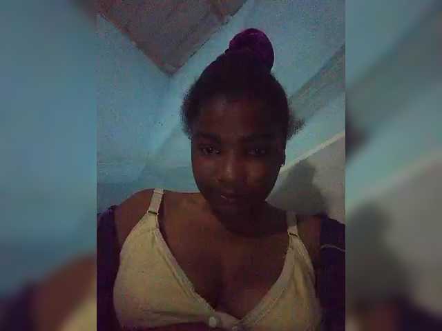 tryciah webcam