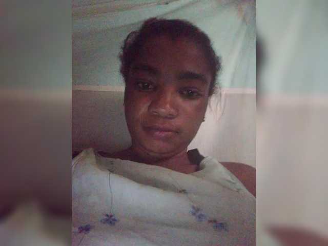 tryciah's BongaCams show and profile