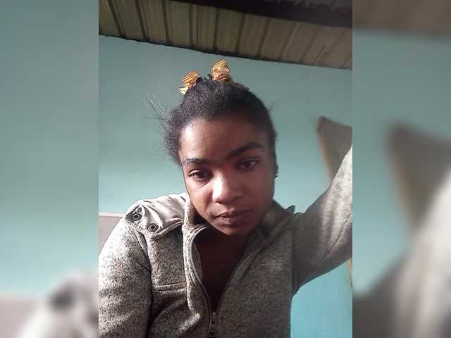 tryciah's BongaCams show and profile