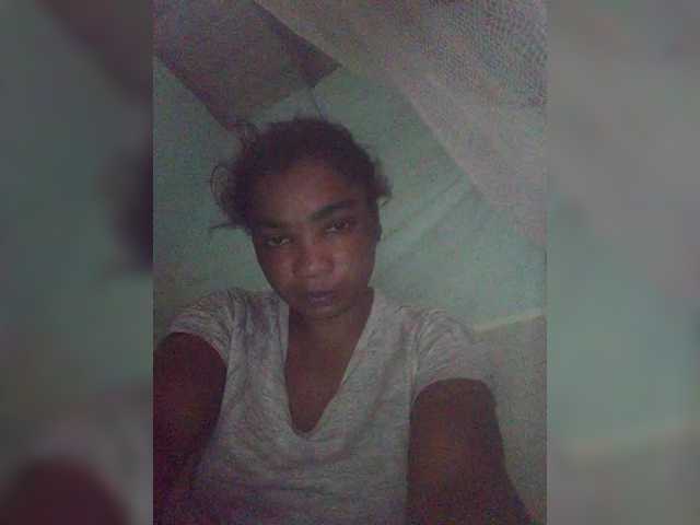 tryciah's BongaCams show and profile