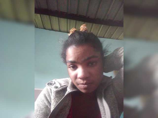 tryciah's BongaCams show and profile