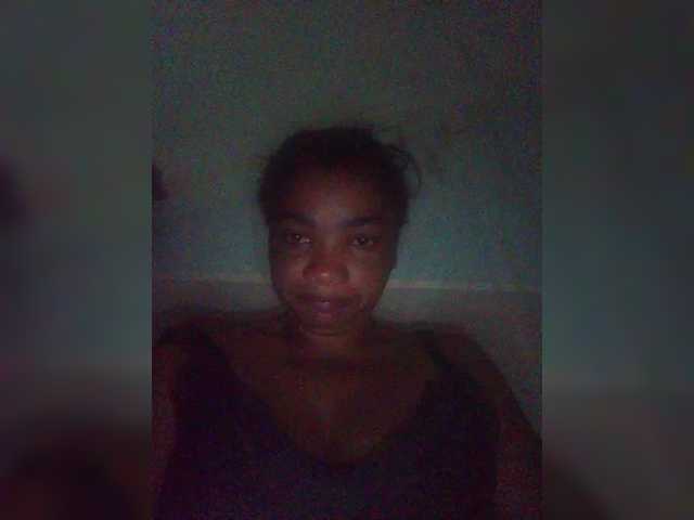 tryciah's BongaCams show and profile