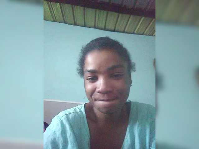 tryciah's BongaCams show and profile