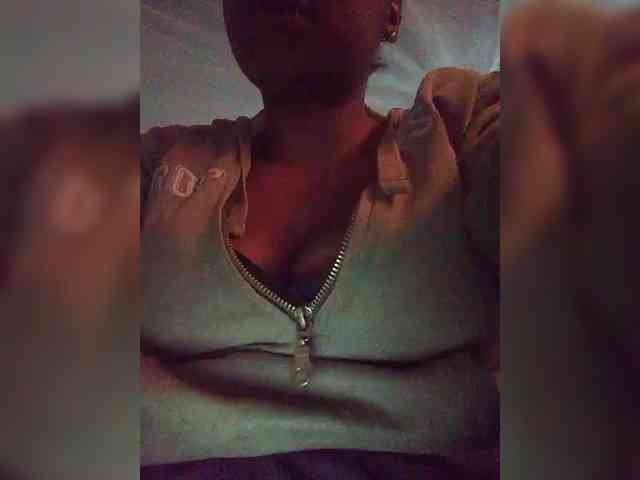 tryciah webcam