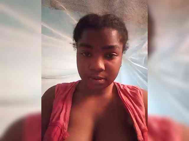 tryciah webcam