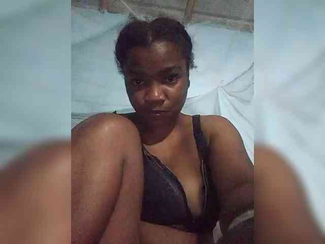 tryciah webcam