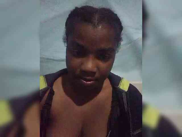 tryciah webcam