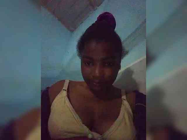 tryciah webcam