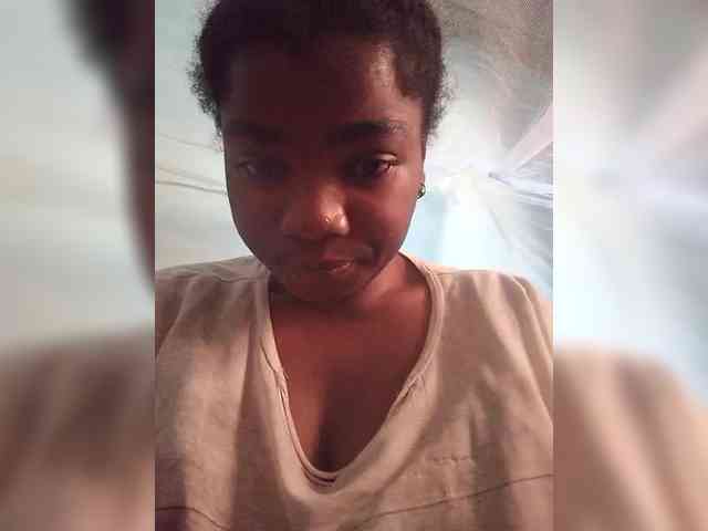 tryciah webcam