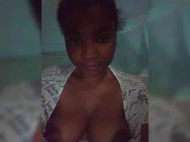 tryciah webcam