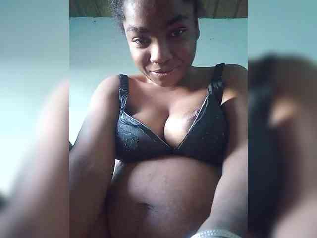 tryciah webcam