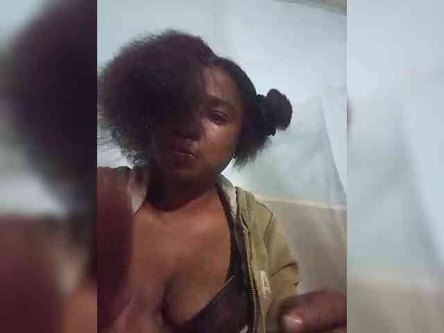 tryciah webcam