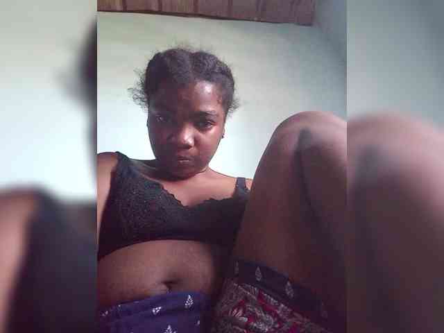 tryciah webcam