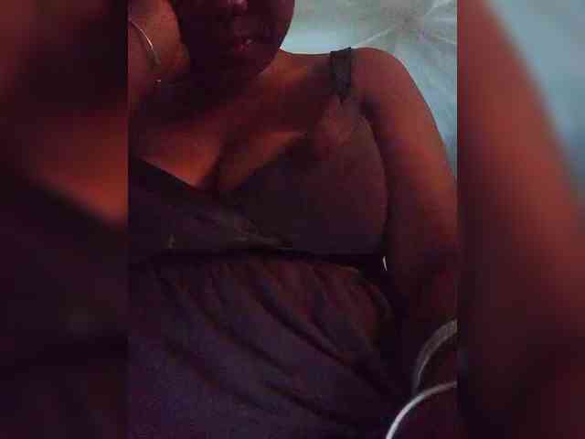tryciah webcam