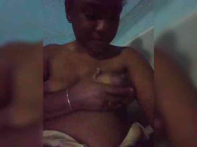 tryciah webcam
