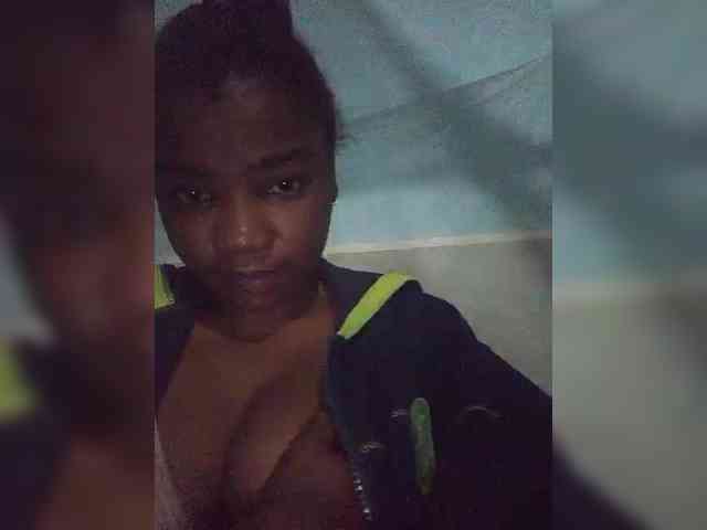 tryciah webcam