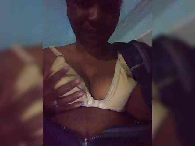 tryciah webcam